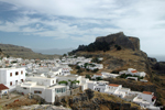 Lindos - Vue de Lindos avec en arrière-plan, l'acropole