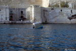 La Valette - Un petit Luzzu, bateau traditionnel maltais