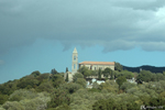 Propriano, Corse-du-Sud - Une église près de la route, Propriano