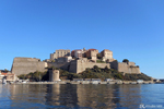 Calvi, Haute-Corse - La Citadelle de Calvi vue de l'eau, côté port