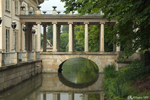 Srodmiescie - Le petit pont pour accéder au palais ?azienki