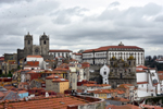 Vue d'ensemble avec la cathédrale en fond