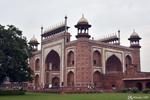Agra - Big gate with the 22 small domes, time of construction