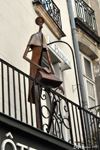 Statue sur un balcon de l'hôtel Saint-Patrick